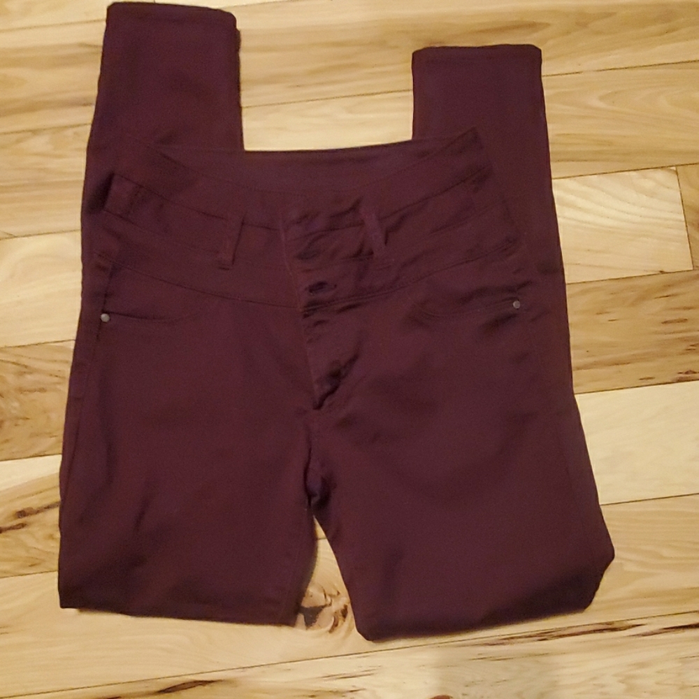 Tinseltown skinnies